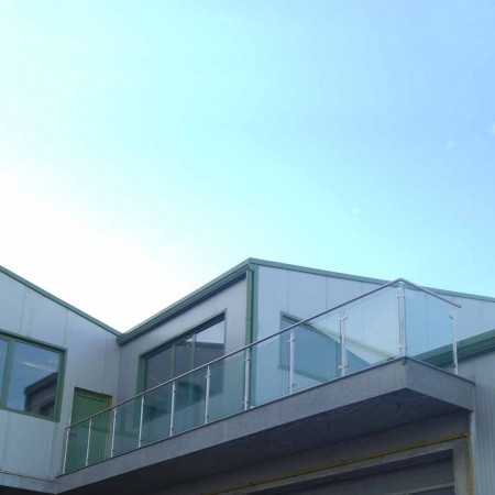 Стъклени парапети